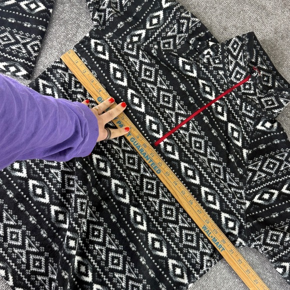 Eddie Bauer Black White Fleece 1/4 Zip Pullover Jacket Sweater Aztec Womens XL - Picture 3 of 9